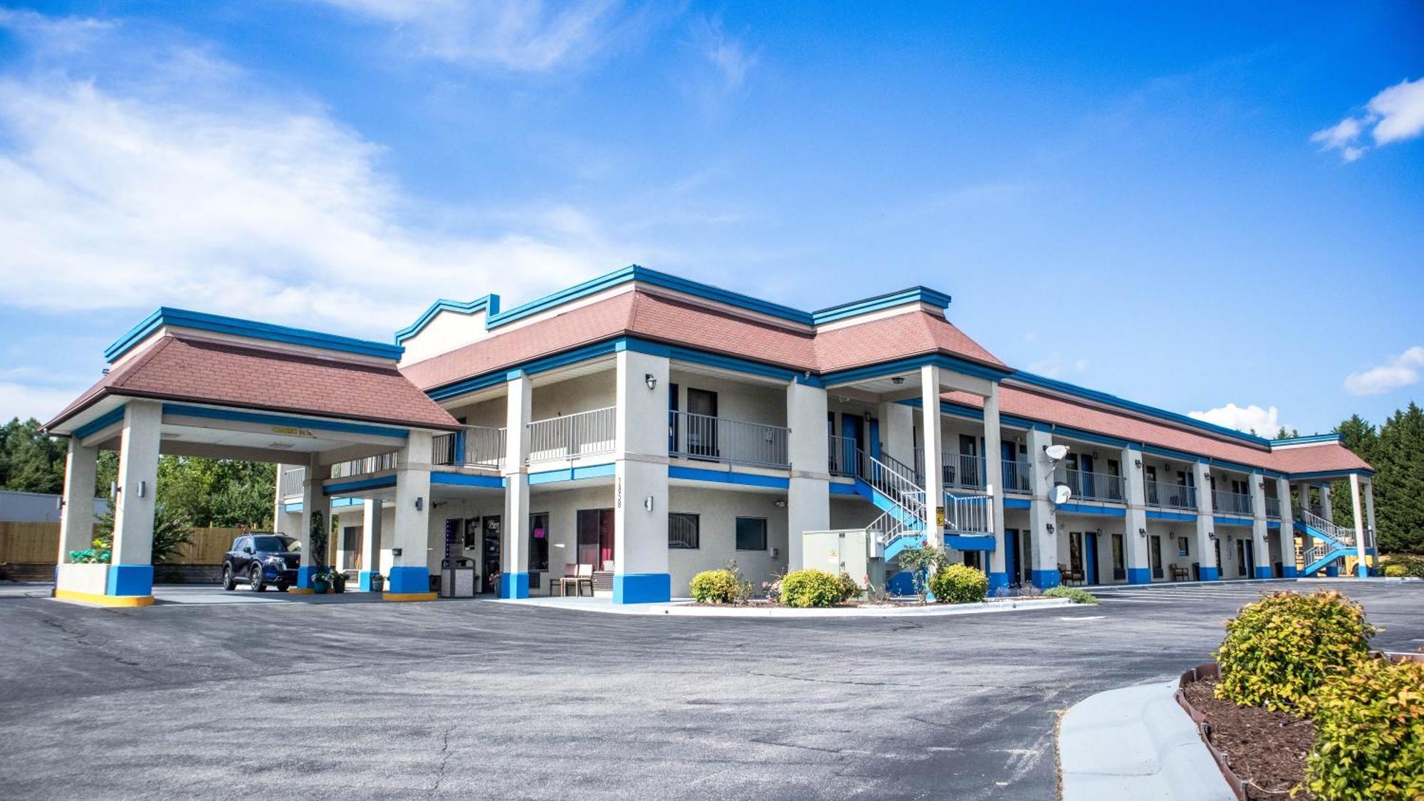Executive Inn Yanceyville Exteriör bild